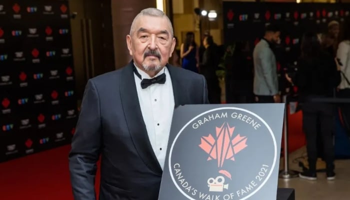 Graham Greene, Dances with Wolves star dies at 73