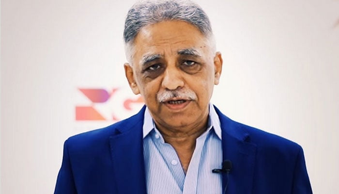 سابق گورنر سندھ زبیر عمر—فائل فوٹو