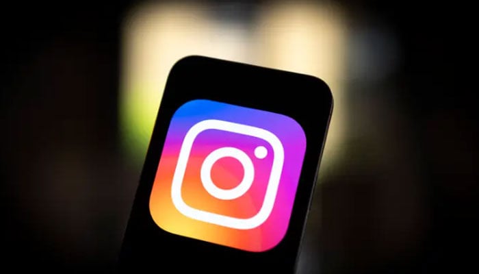 Instagram releases iPad App with advanced features