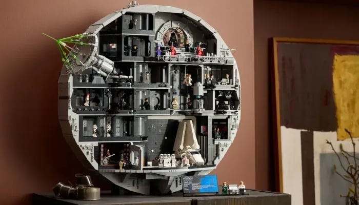 LEGO $1,000 Star Wars Death Star set sparks fan frenzy