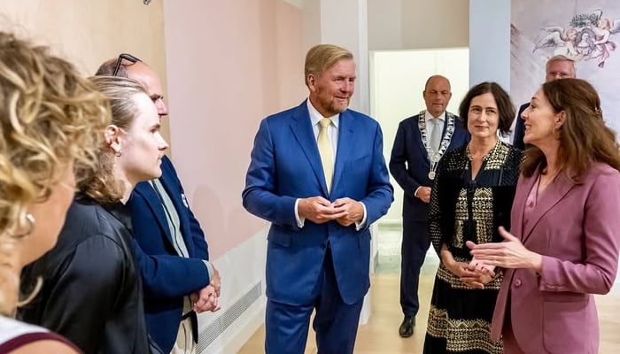 King Willem pays heartfelt tribute to 17th century artists with special move