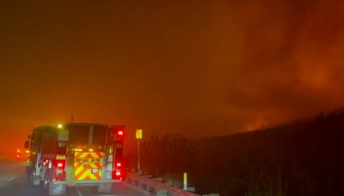 Jurupa Valley fire scorches 200 acres, prompts evacuation notice