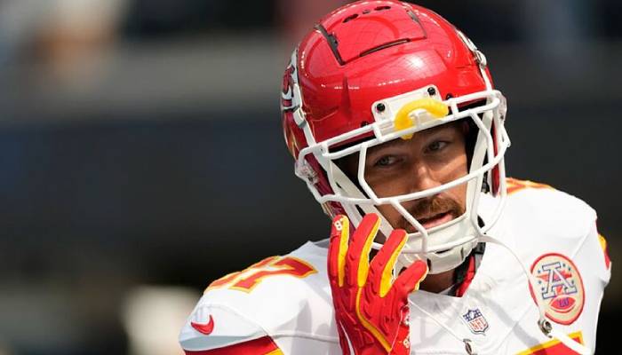 Travis Kelce slapped by Teair Tart in fiery moment at Chargers vs Chiefs Game