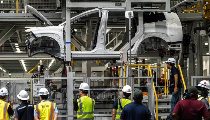 Hyundai US plant shutdown after large-scale ICE raid in Georgia