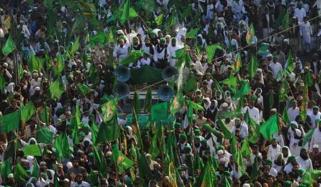 ملک بھر میں جشن میلاد النبیؐ شایان شان طریقے سے منایا جارہا ہے