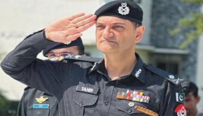 گریڈ 21 کے پولیس افسر محمد طاہر بطور آئی جی بلوچستان تعینات—تصویر بشکریہ سوشل میڈیا