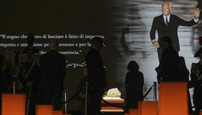 Giorgio Armani: Thousands pay tribute to designer in emotional Milan memorial