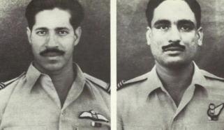 7 ستمبر 1965، بھارتی ہوائی اڈے کی اینٹ سے اینٹ بجانے والے پائلٹ شبیر عالم صدیقی کا یوم شہادت