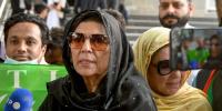 علیمہ خان کی اڈیالا جیل کے باہر میڈیا ٹاک کے دوران بدمزگی