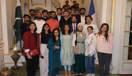 فرانس میں پاکستانی سفیر کا طلباء کے ساتھ انٹرایکٹو سیشن، مسائل سنے