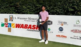 عمر خالد امریکی سرزمین پر فتحیاب ہونیوالے پہلے پاکستانی گولفر بن گئے