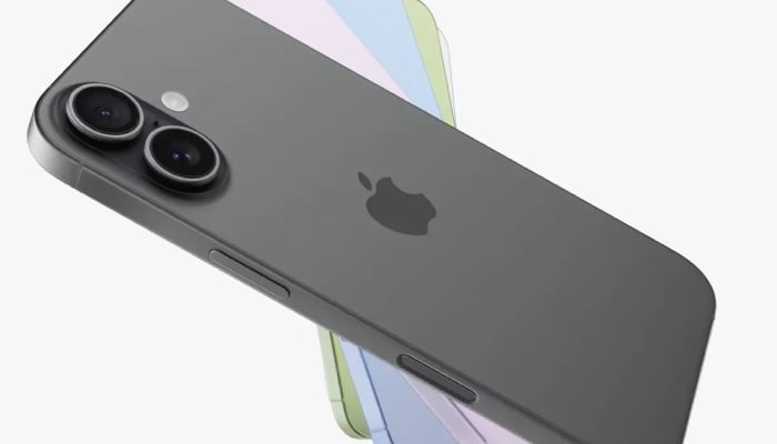 iPhone 17
