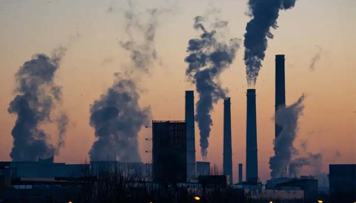 Air pollution may speed up Alzheimers progression, study