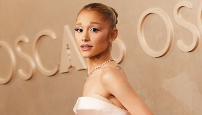 Ariana Grande bothered by ticketing issues for Eternal Sunshine tour