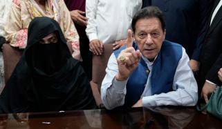 190 ملین پاؤنڈ کیس: عمران خان اور بشریٰ بی بی کی سزا معطلی کی درخواستیں جلد مقرر کرنے کی درخواست منظور