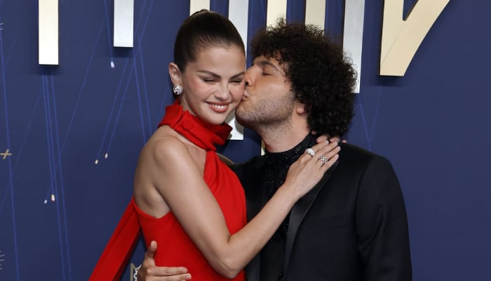 Selena Gomez, Benny Blanco warm hearts with romantic 2025 Emmys arrival