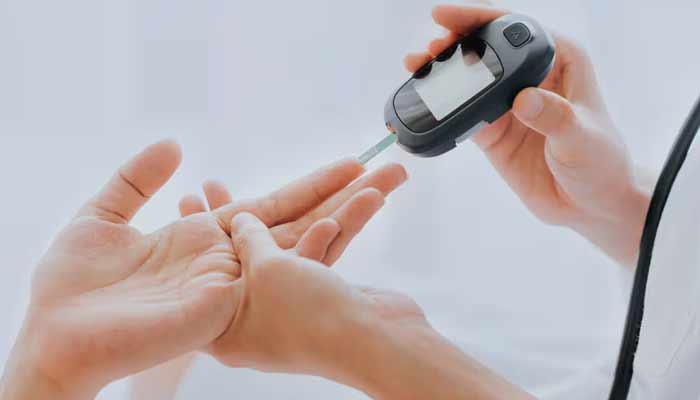 سیگریٹ نوشی ٹائپ 2 ذیابیطس کے امکانات کو بڑھا دیتی ہے، تحقیق