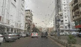 کراچی کے مختلف علاقوں میں صبح سویرے ہلکی بارش