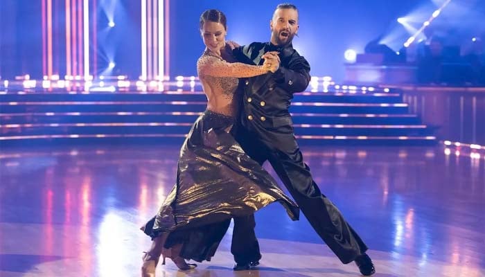 Dancing With the Stars S34 premiere: Whitney Leavitt & Robert Irwin top chart