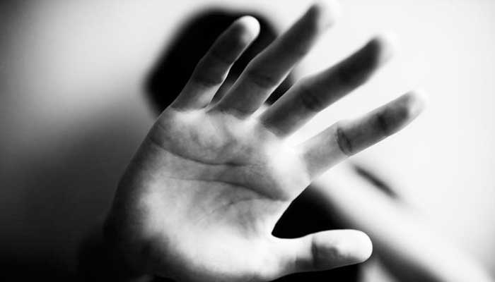 بھارت: ملزم خاتون کے کمرے میں زبرستی گھس گیا، نازیبا تصاویر بھی بنائیں