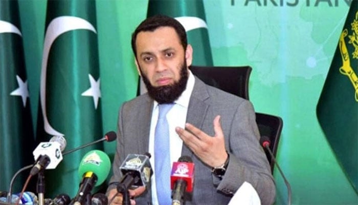 وفاقی وزیرِ اطلاعات عطاء اللّٰہ تارڑ—فائل فوٹو
