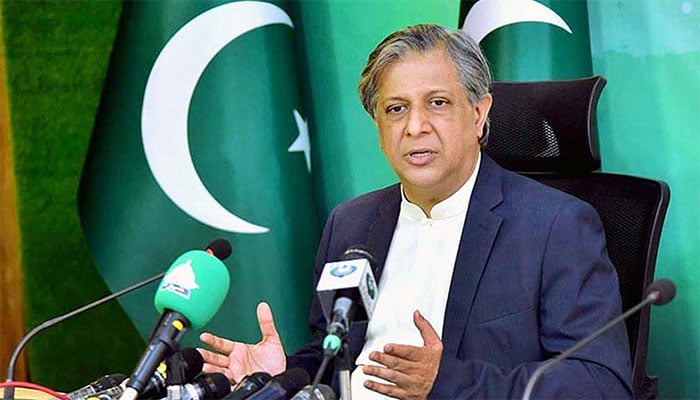 وفاقی وزیرِ قانون اعظم نذیر تارڑ—فائل فوٹو
