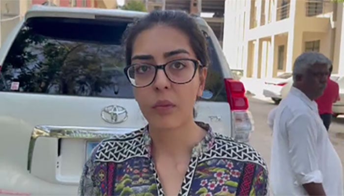 ایمان مزاری : فائل فوٹو