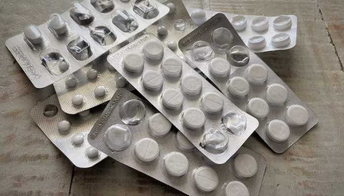 Experts slam Donald Trumps baseless Tylenol and autism