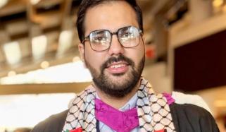 برطانیہ میں پاکستانی طالب علم کی کانوکیشن میں فلسطینی پرچم کیساتھ شرکت