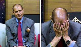 ناصر ادیب لائیو شو میں والدہ کو یاد کرکے رو پڑے