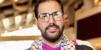 برطانیہ میں پاکستانی طالب علم کی کانوکیشن میں فلسطینی پرچم کیساتھ شرکت