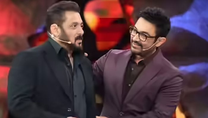 عامر خان اور سلمان خان—فائل فوٹو