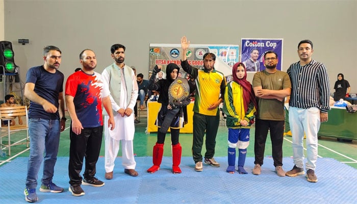 سندھ باکسنگ ٹیم نے جسٹا کک باکسنگ چیمپئن شپ جیت لی