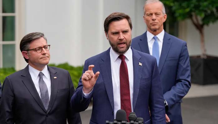 Vance warns of government shutdown after Trump, Democrats meeting