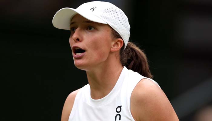Iga Swiatek slams WTA schedule as ‘crazy,’ threatens to skip mandatory events