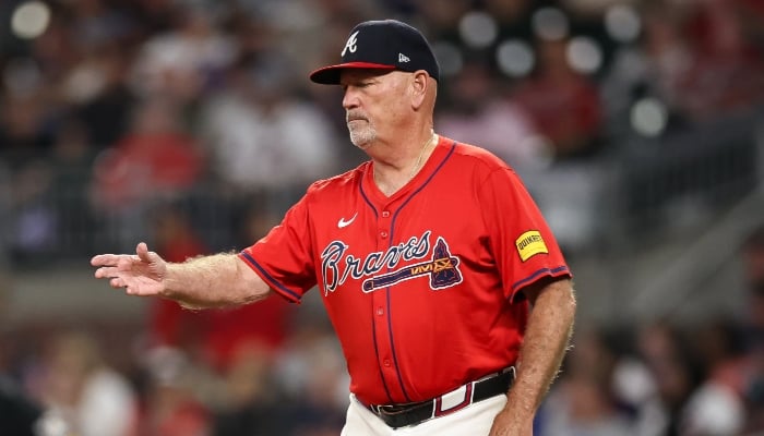Brian Snitker steps down as Braves manager following disastrous season