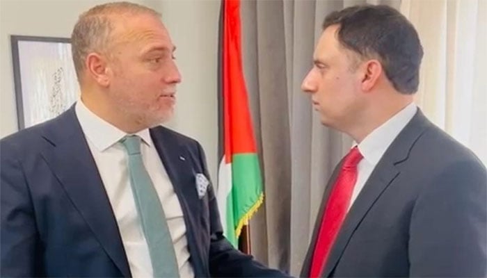 اسکاٹش لیبر پارٹی کے سربراہ انس سرور نے لندن میں فلسطینی سفیر حسام زاملاٹ سے ملا قات کی—جنگ فوٹو