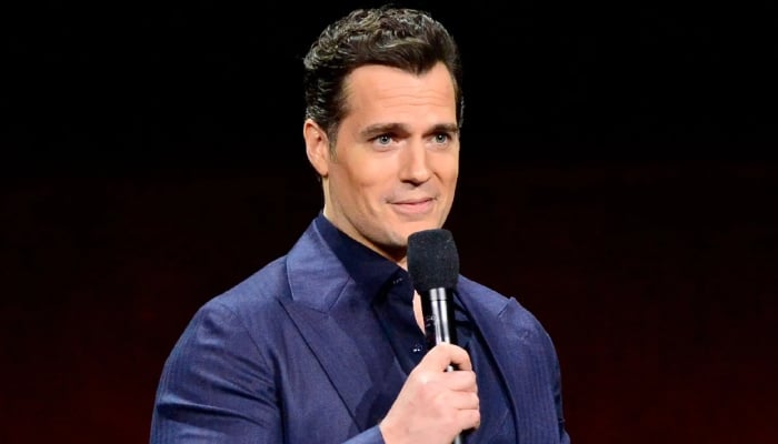 Henry Cavill flaunts powerful strength in new update after painful leg injury