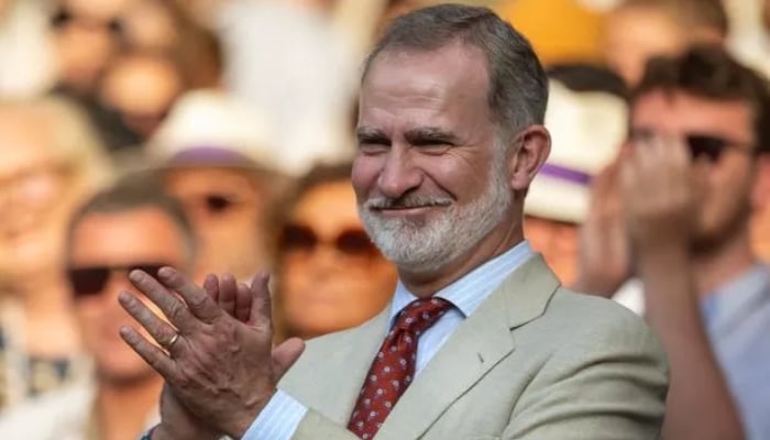 King Felipe welcomes Spains medal winners to royal Palace for royal tribute