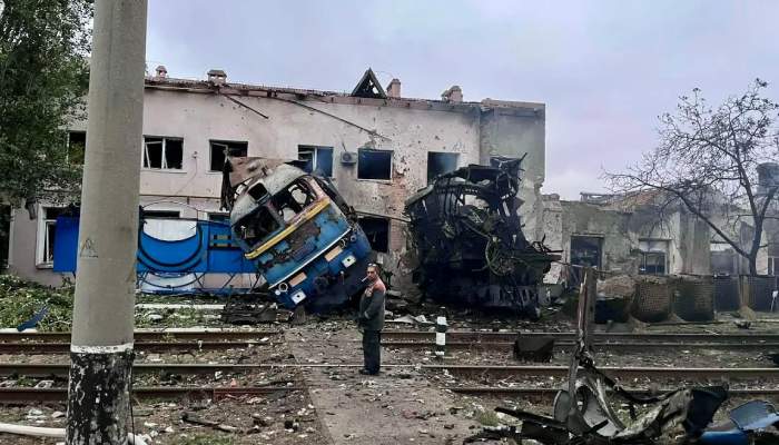 Zelenskyy claims Russian drone strike on Ukrainian train station injures 30