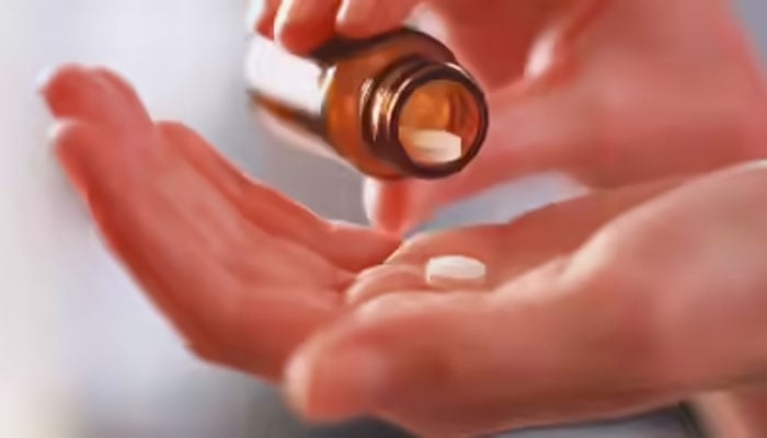 کیا آپ جانتے ہیں کہ درد کی یہ عام دوا دل کی بیماری کا خطرہ بڑھا سکتی ہے؟