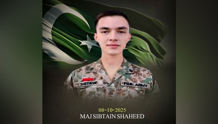 میجر سبطین حیدر بہادری سے اپنے دستے کی قیادت کر رہے تھے—تصویر بشکریہ آئی ایس پی آر