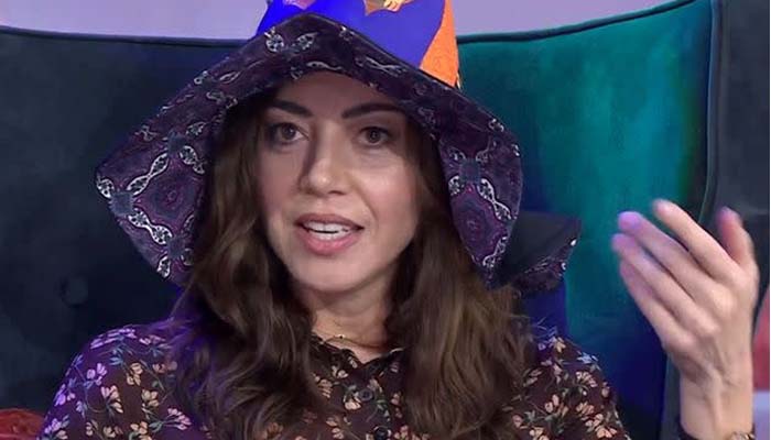 Aubrey Plaza shares her grandmother’s advice on dealing with pain