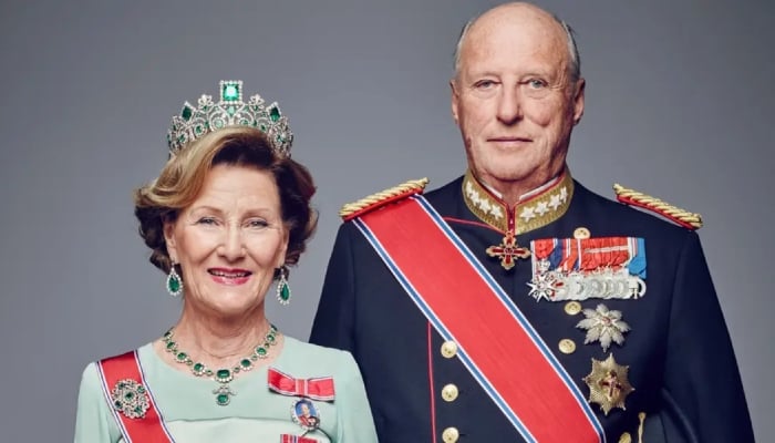 Norways King Harald opens parliament with Queen Sonja at key ceremony