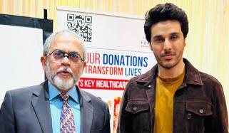 احسن خان و ایاز خان کی برطانیہ میں شاندار پرفارمنس