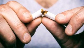 کینسر مریضوں کا سگریٹ نوشی ترک کرنا زندگی میں اضافے کا سبب