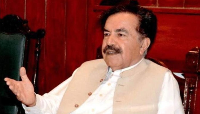 گورنر بلوچستان جعفر خان مندوخیل—فائل فوٹو