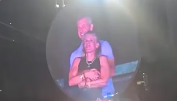The cheating couple from Coldplay concert