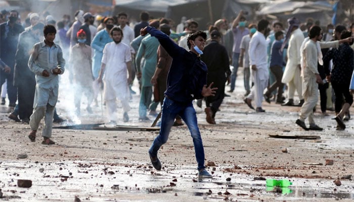 لاہور، مذہبی تنظیم پر دہشت گردی سمیت مختلف دفعات کے 25 مقدمات درج