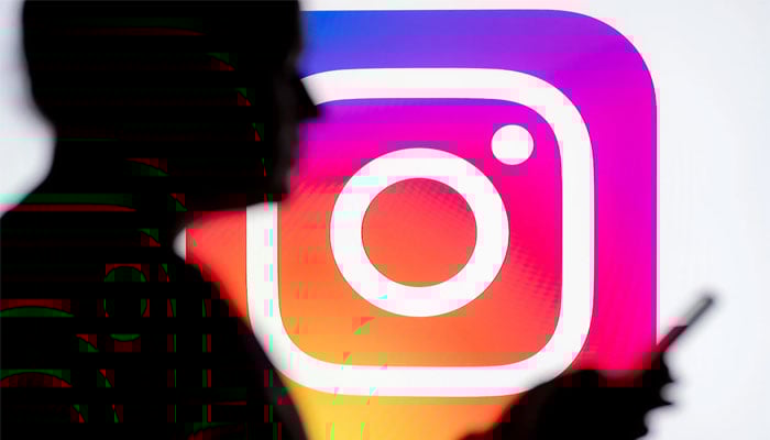 Instagram introduces stricter controls for under 18-users